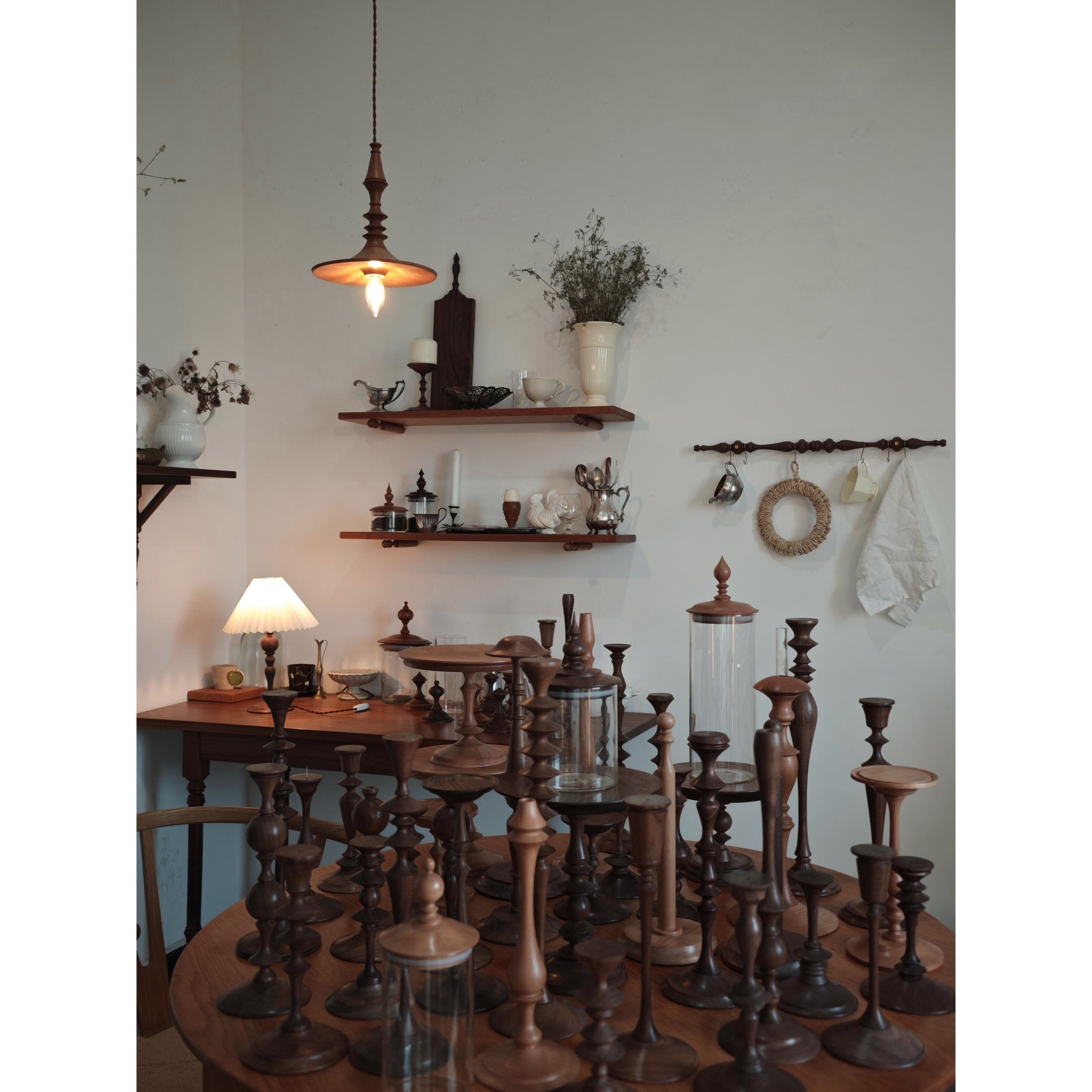 Walnut Spindle Pendant lamp