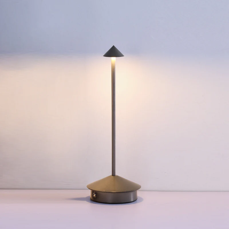 Verve Wireless Task Lamp