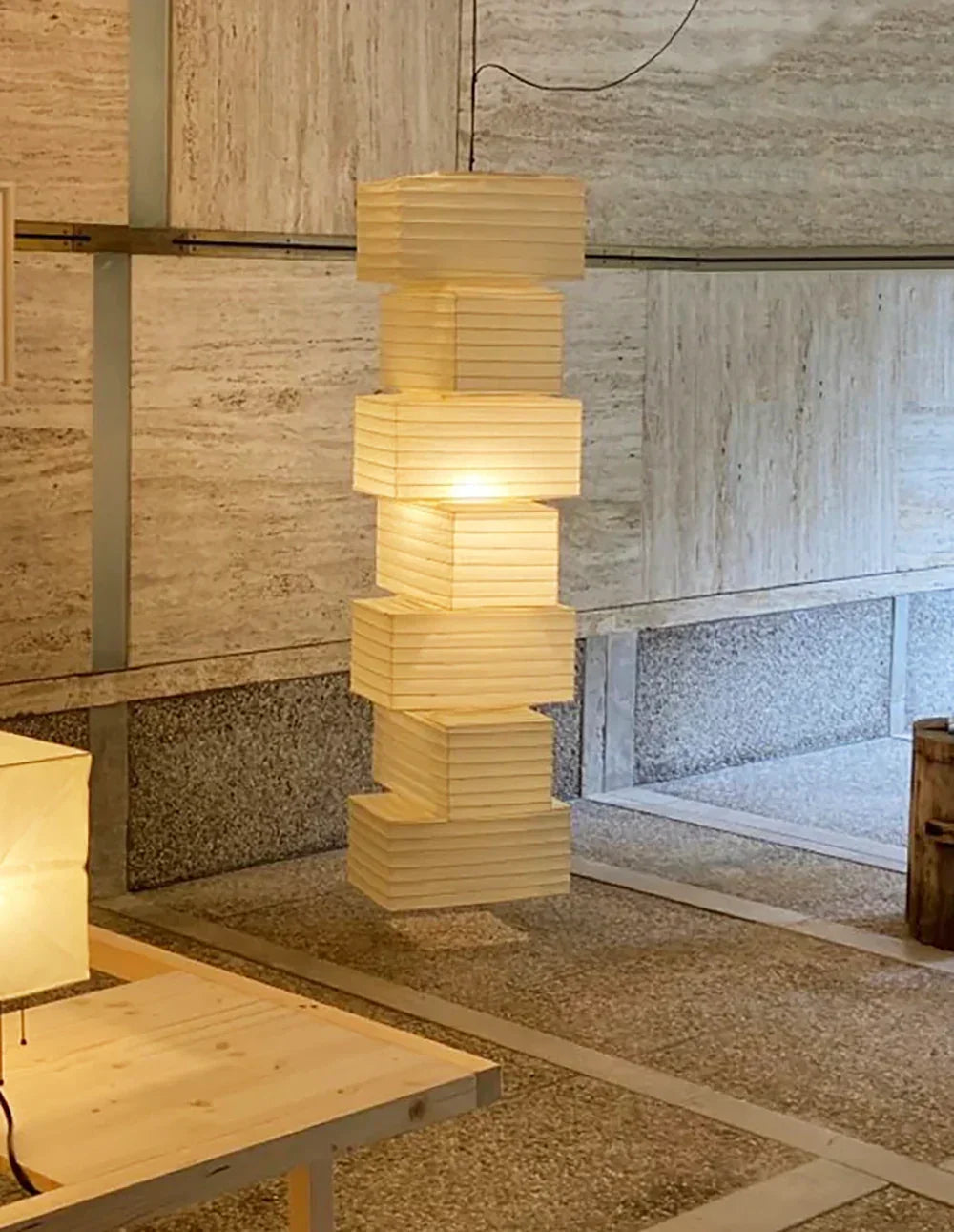 Akari 36N Pendant Light