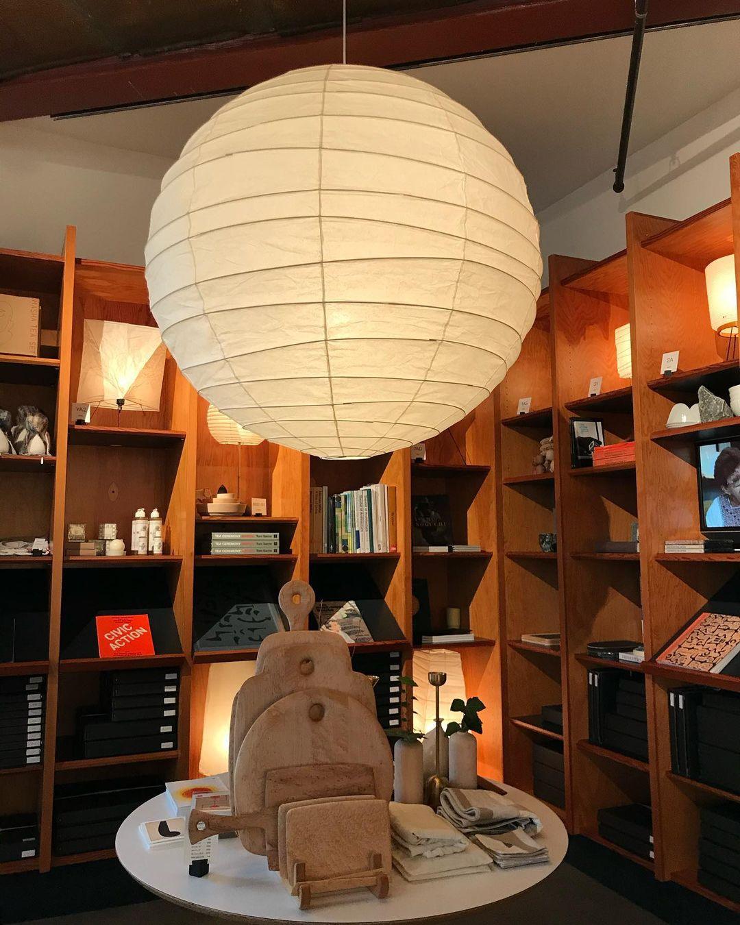 Akari D Series Japanese Paper Pendant Lamp