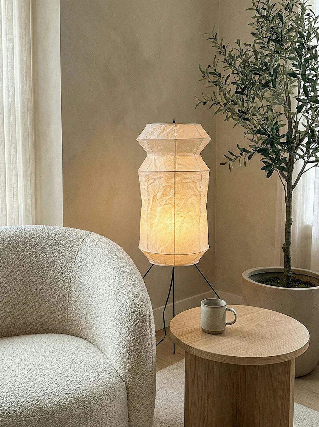 Akari UF3-L6 Paper Floor Lamp