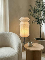 Lampadaire en papier Akari UF3-L6