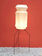 Lampadaire en papier Akari UF3-L6