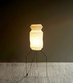 Lampadaire en papier Akari UF3-L6
