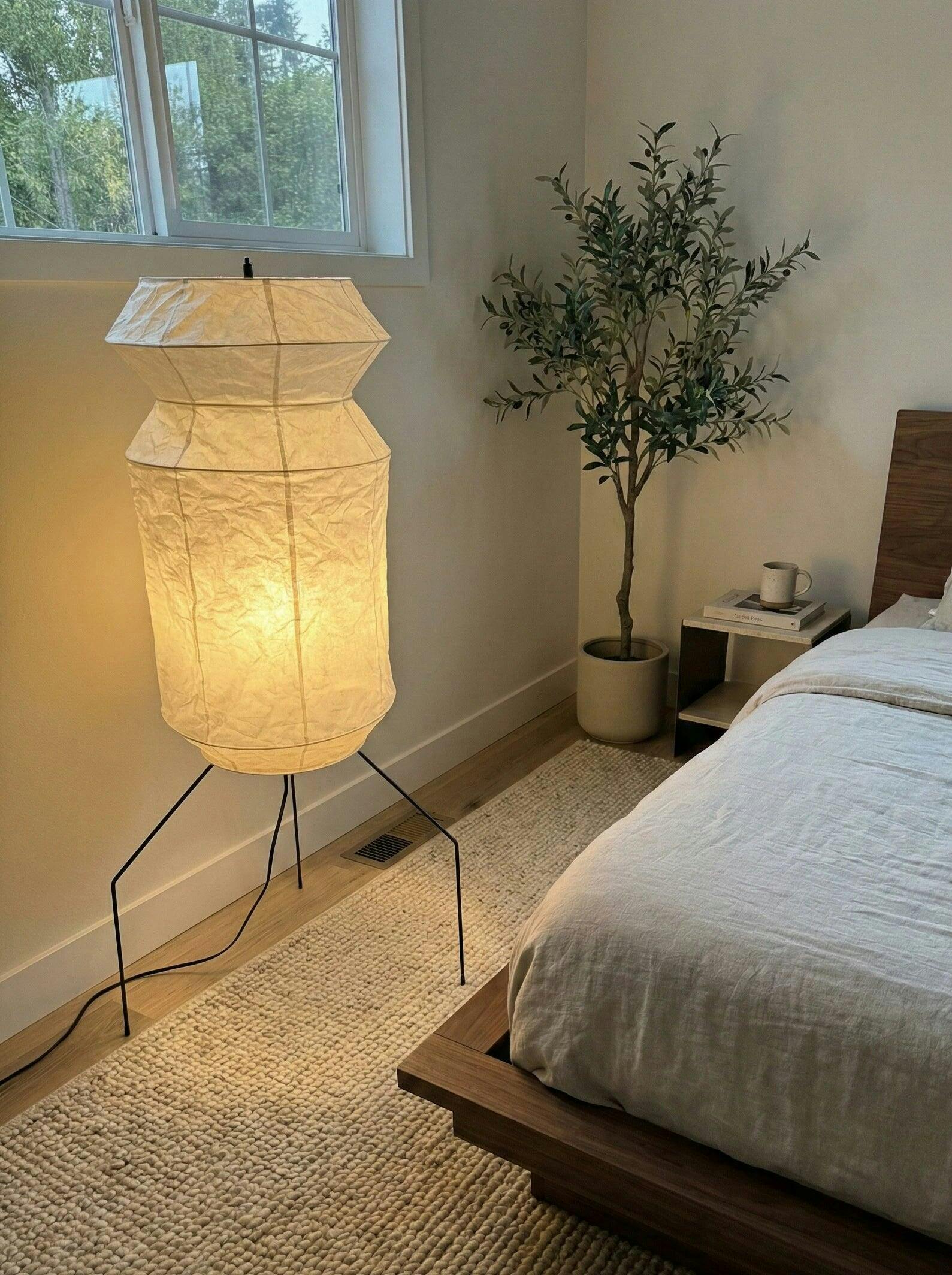 Akari UF3-L6 Paper Floor Lamp