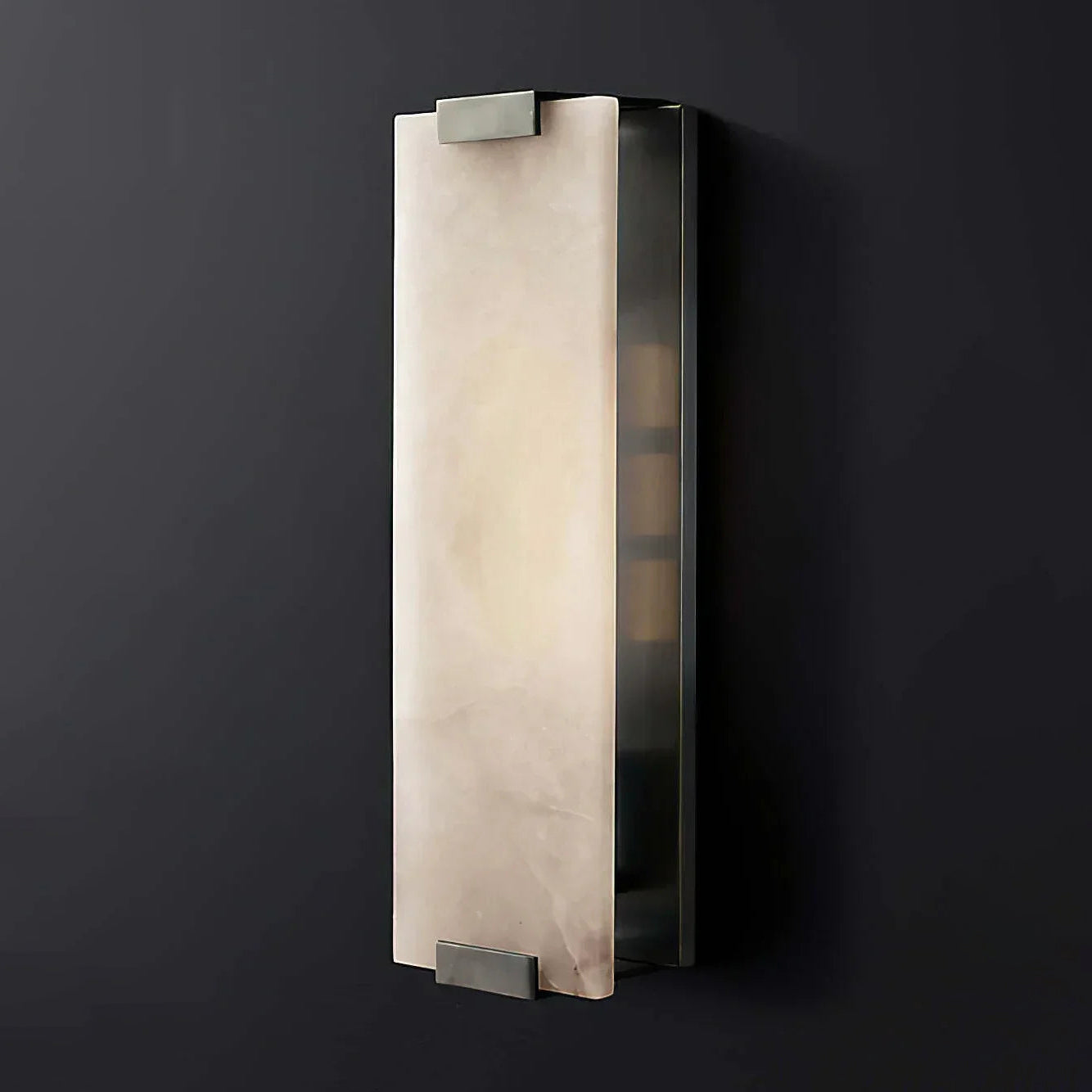 Alabaster Roux Wall Lamp