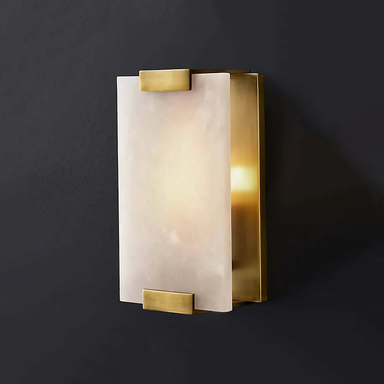 Alabaster Roux Wall Lamp