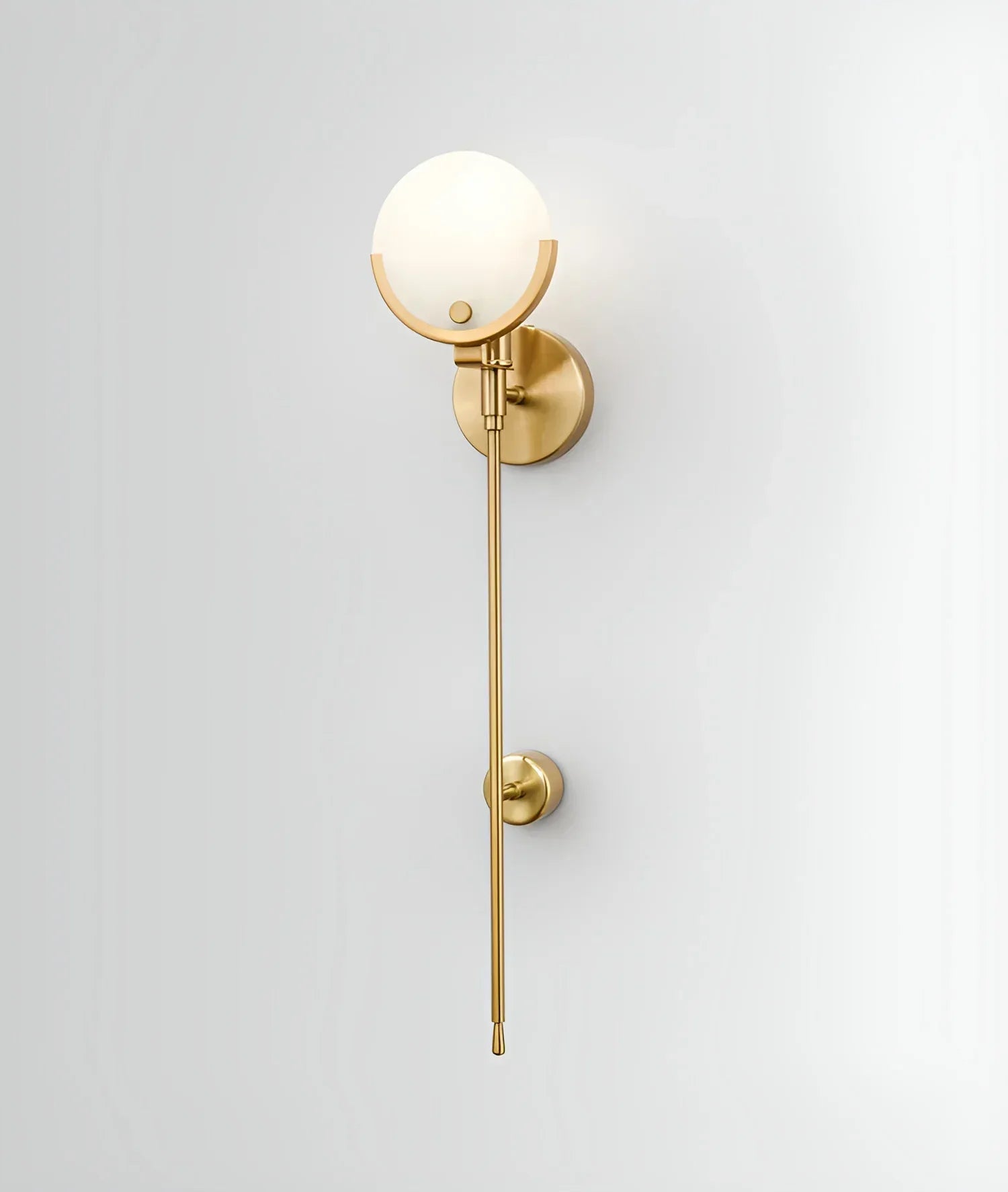Alabaster-Ava-Messing-Wandleuchte