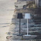Lampe de table à LED rechargeable Apex