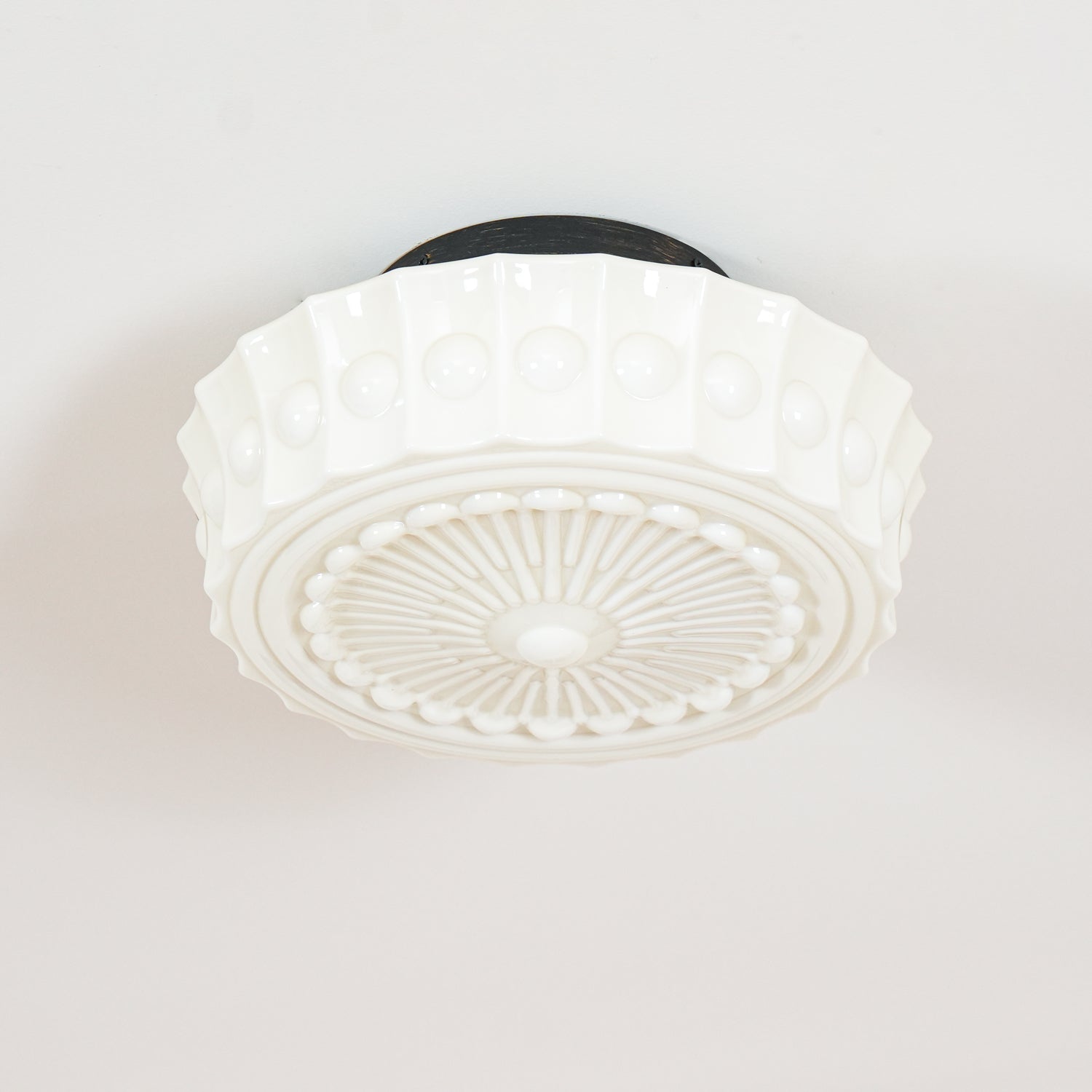 Aurelia Scalloped Glass Flush Mount