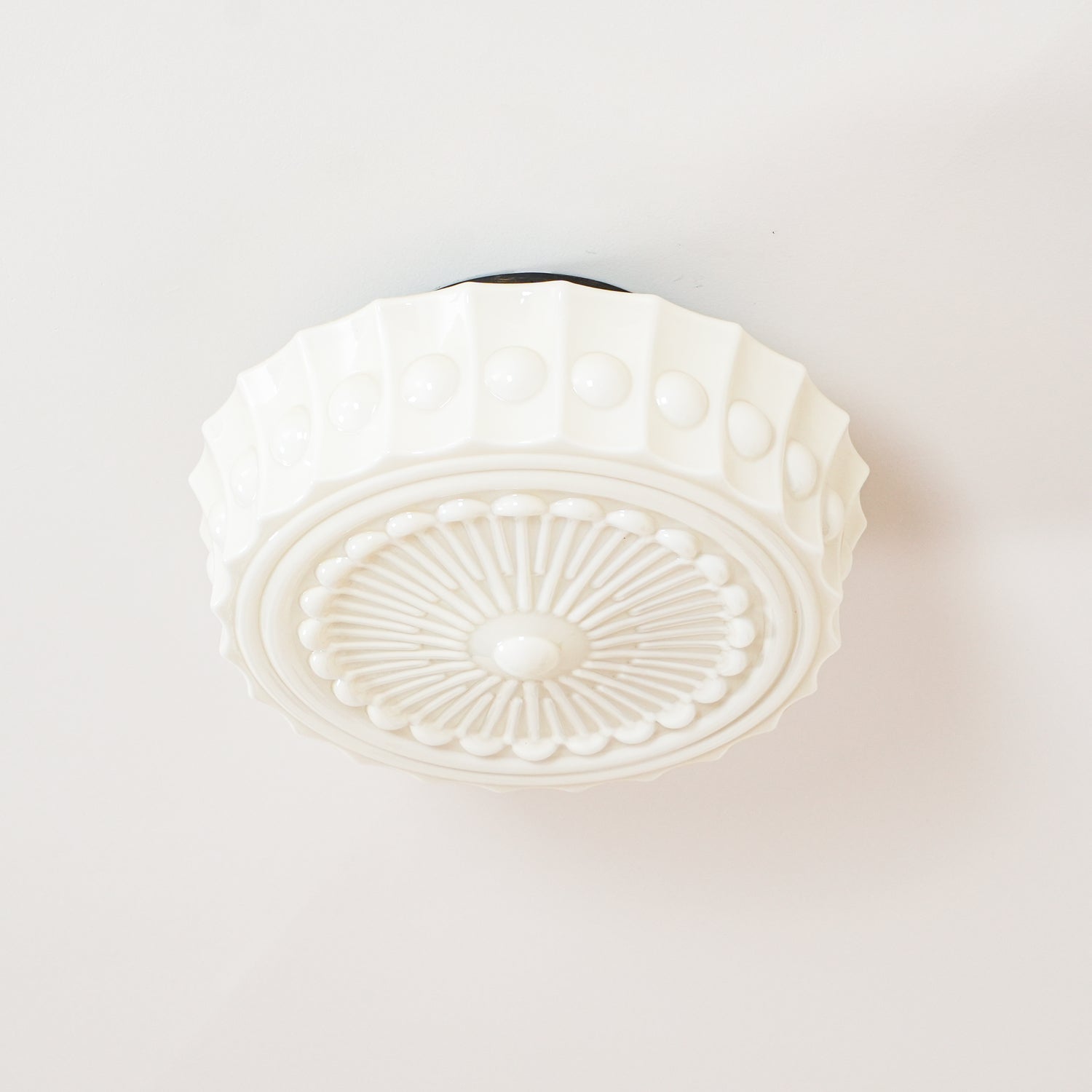 Aurelia Scalloped Glass Flush Mount