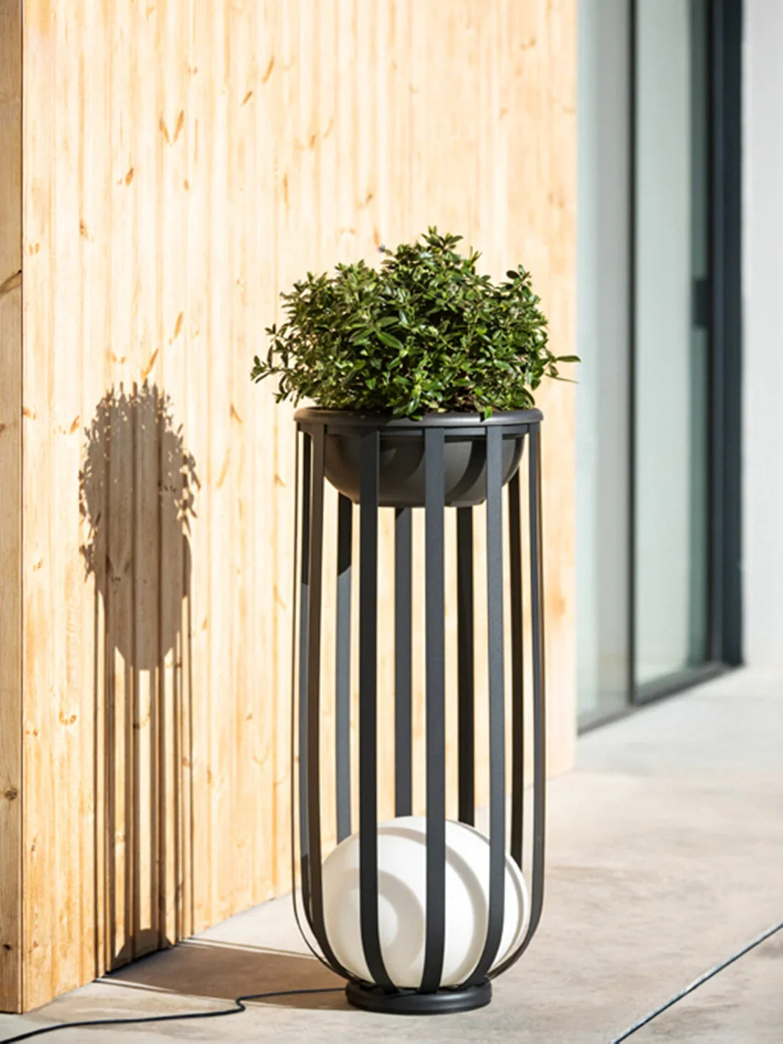 Bols Outdoor Garden Lamp