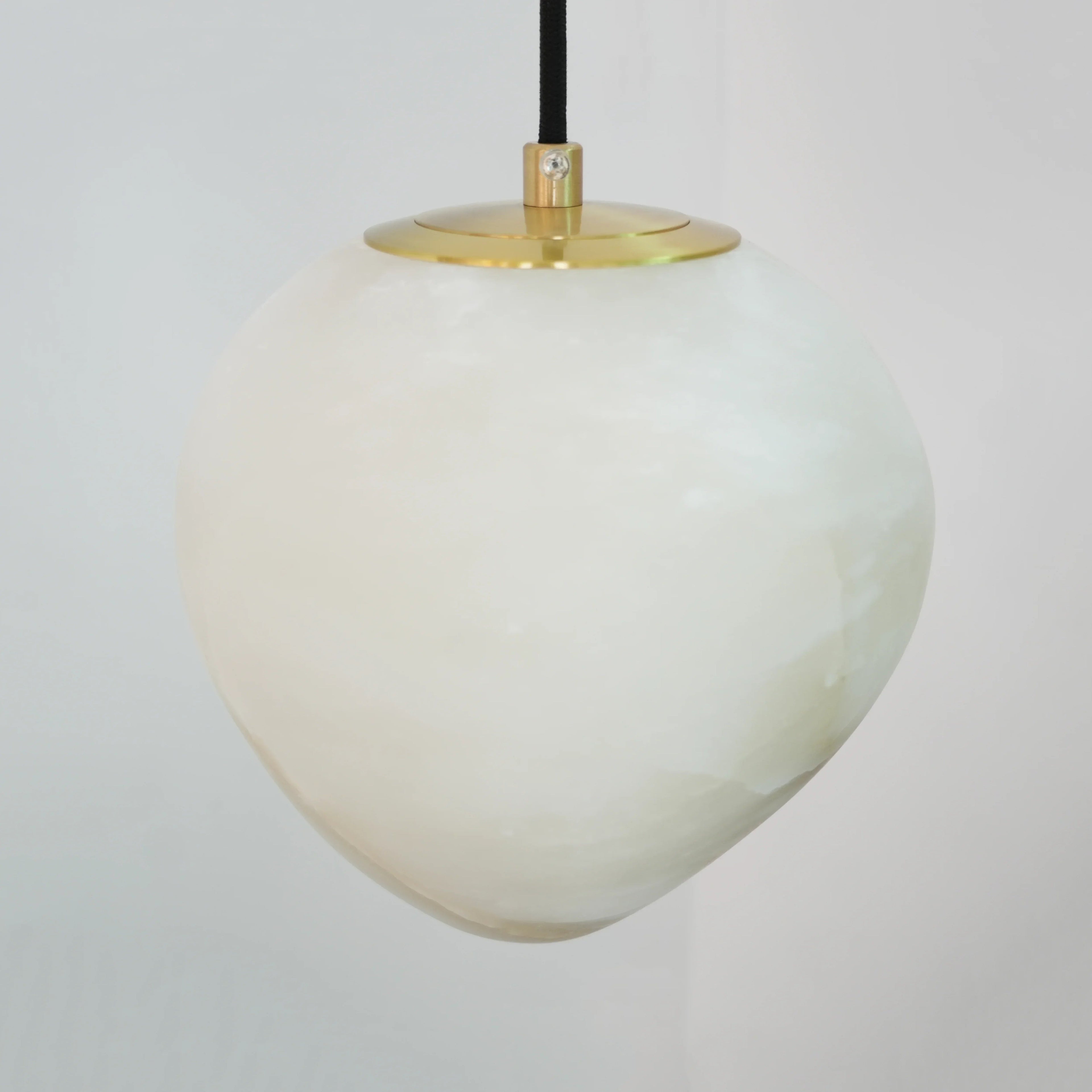 Galet Alabaster Pendant lamp