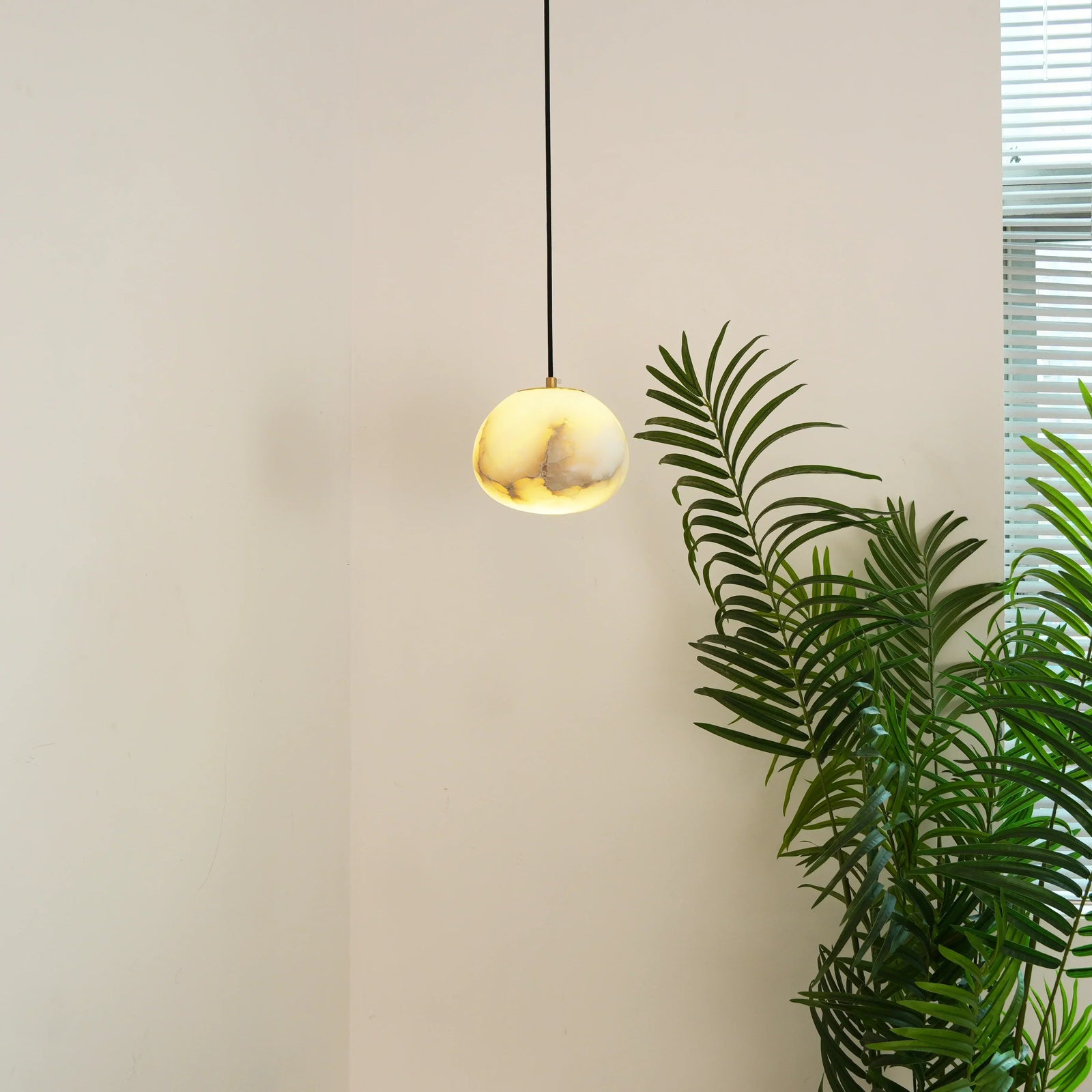 Galet Alabaster Pendelleuchte
