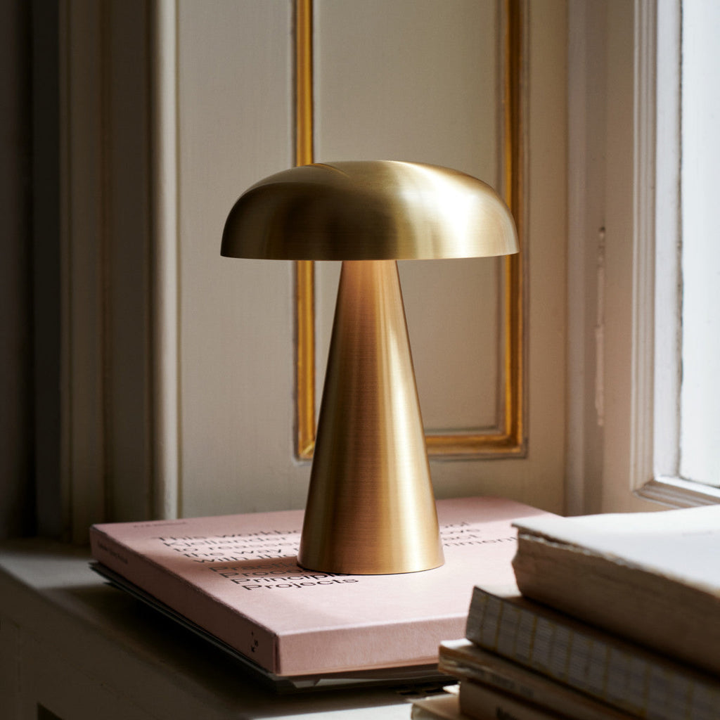 Como Portable Table Lamp