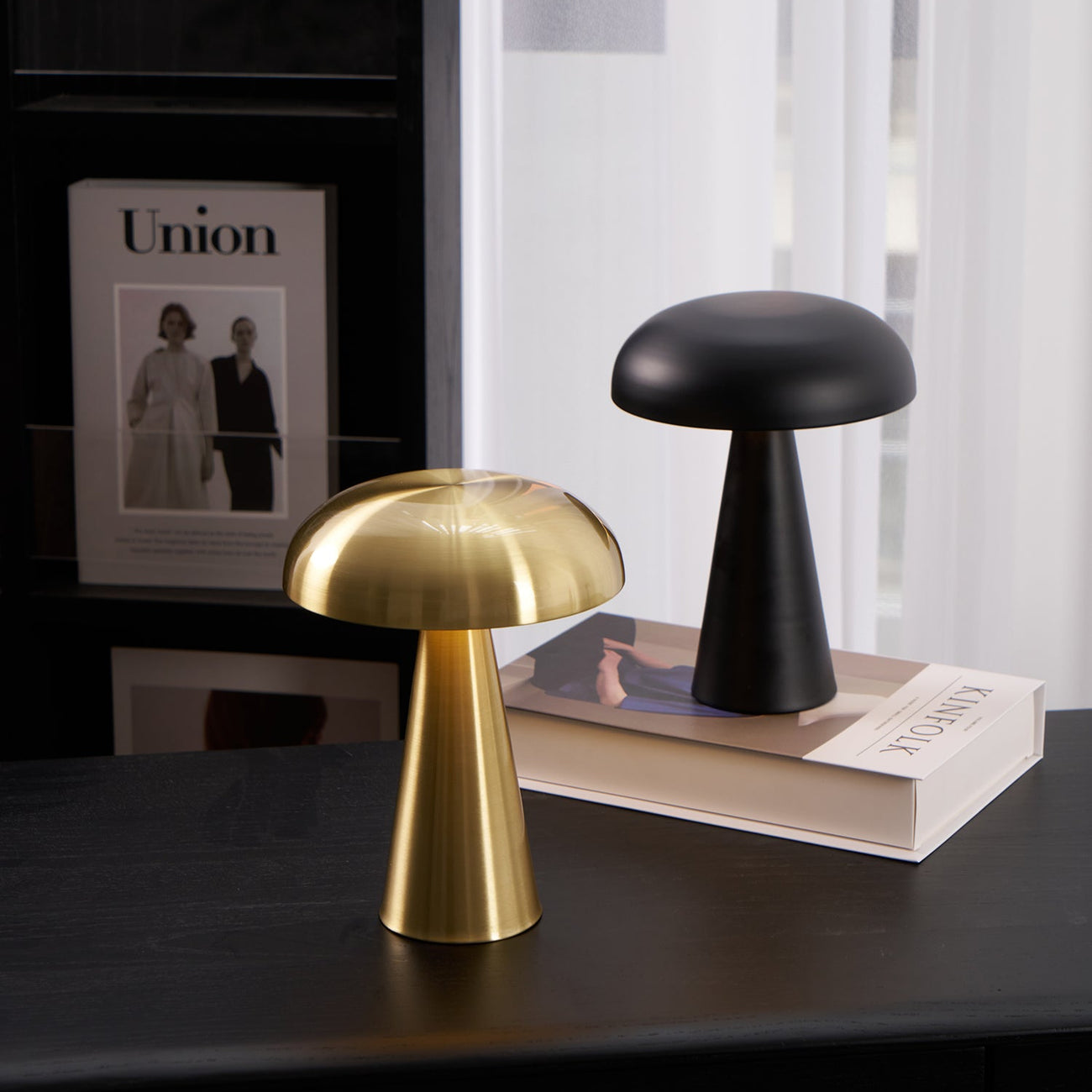 Como Portable Table Lamp