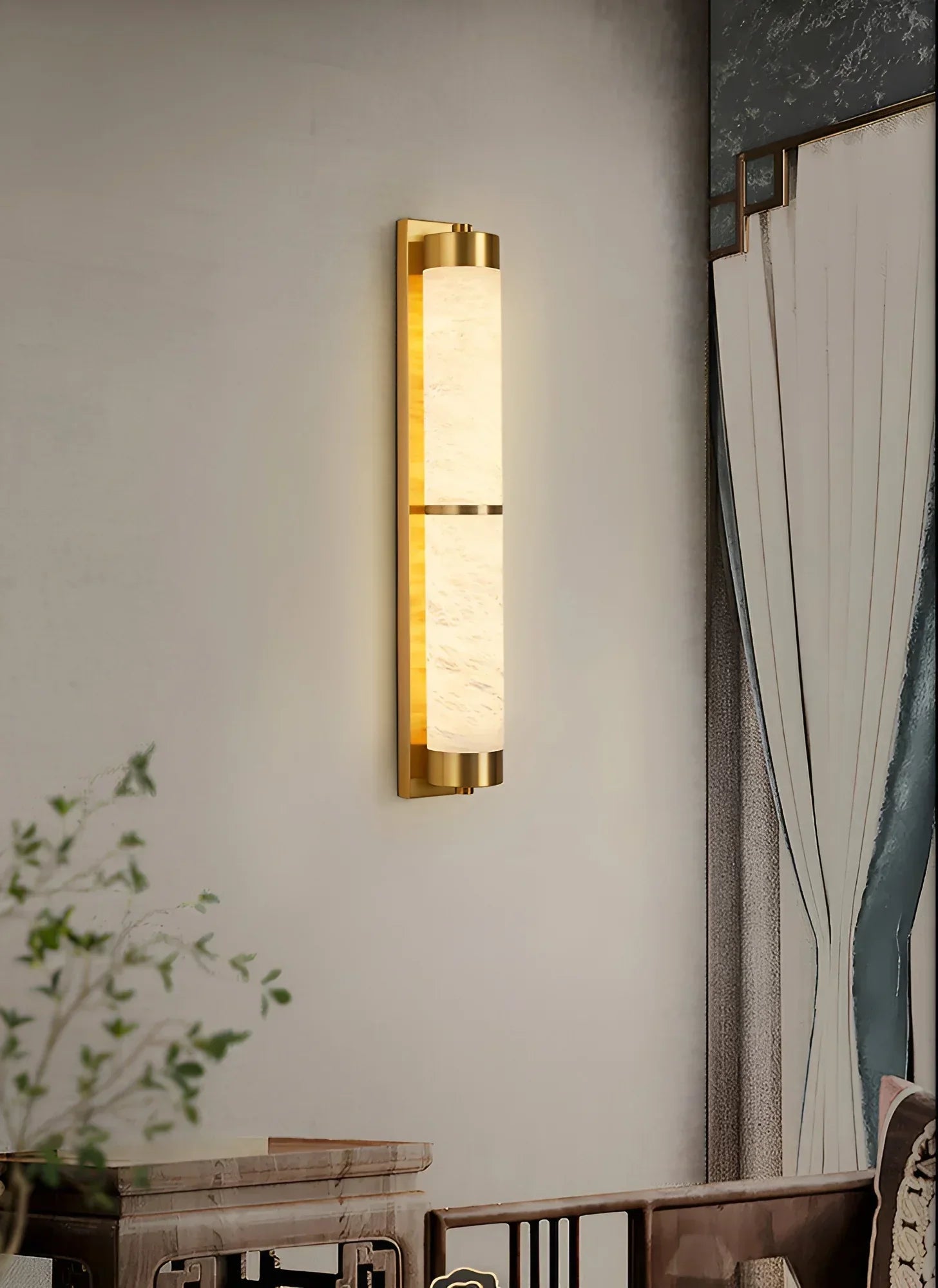 Cylindra Alabaster Brass Wall Light