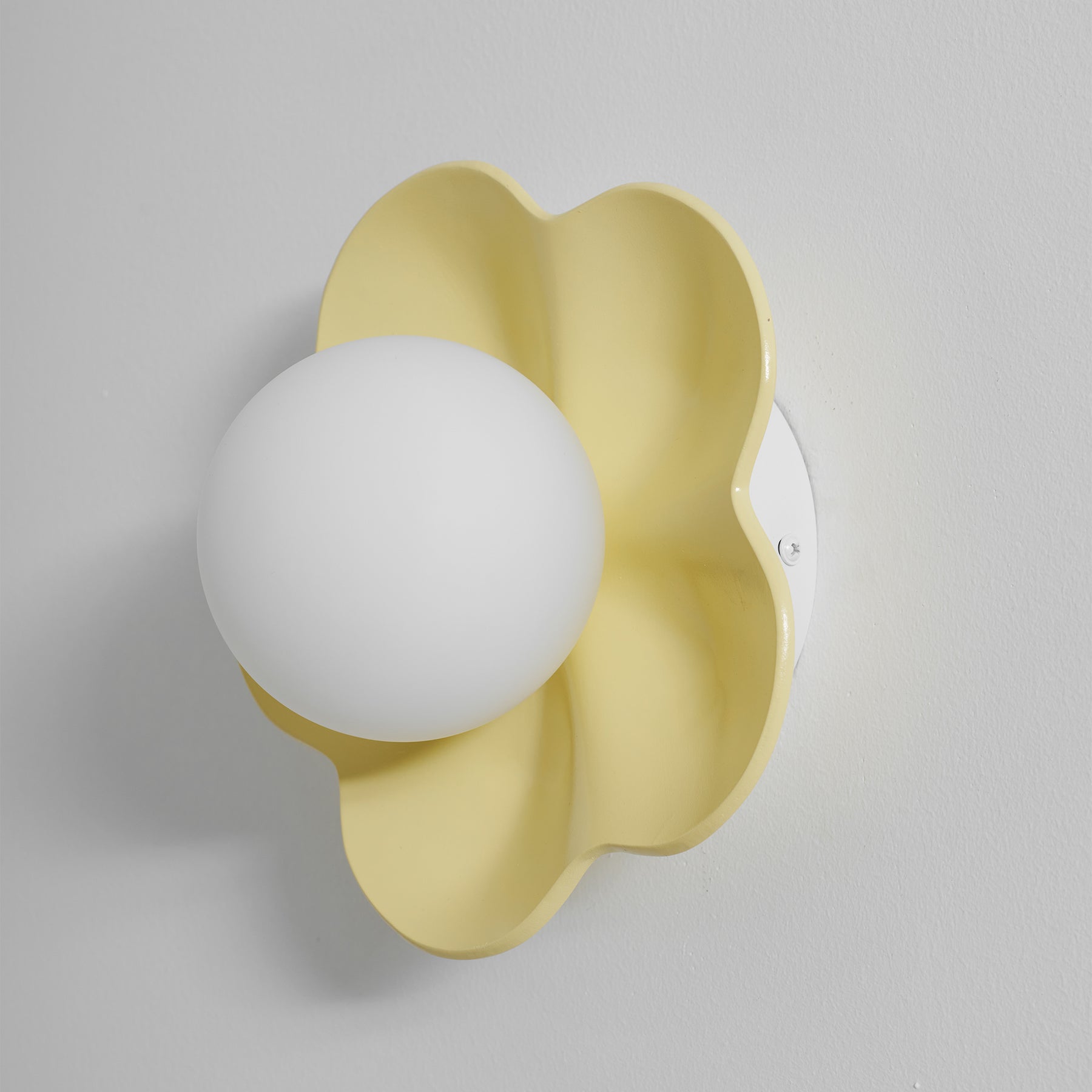 Floral Resin Wall Sconce