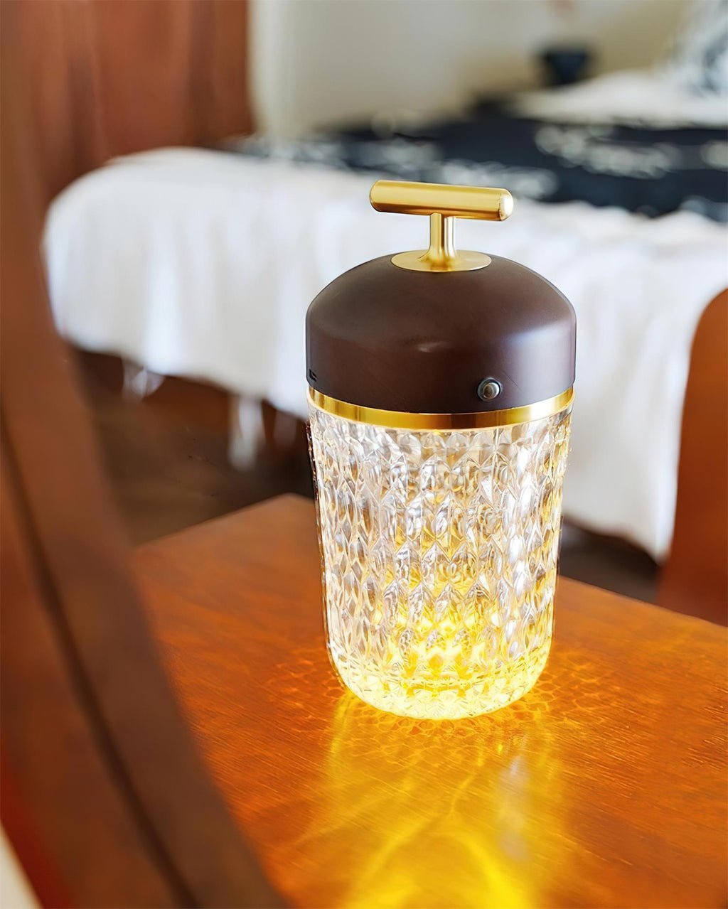 Folia Portable Table Lamp