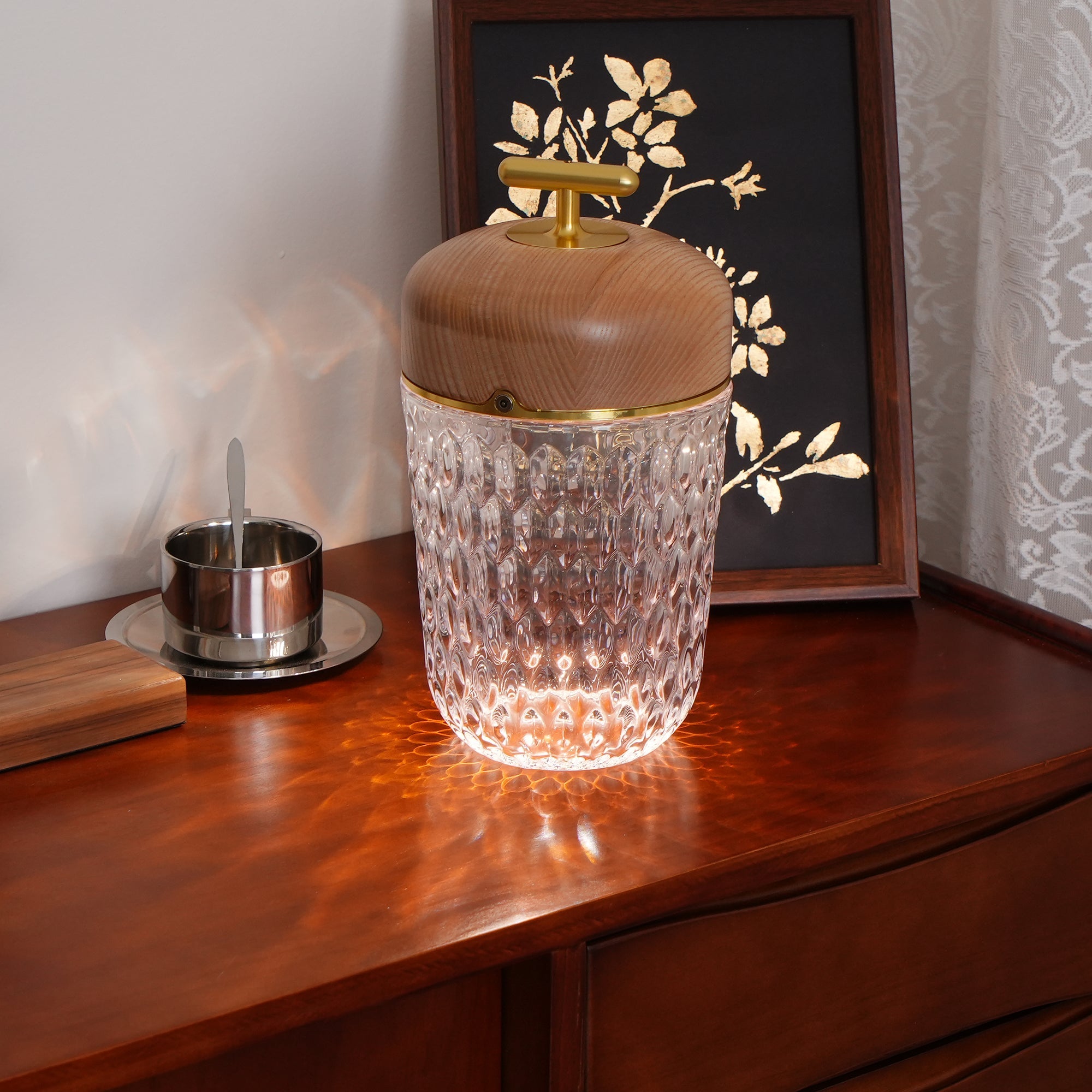 Folia Portable Table Lamp