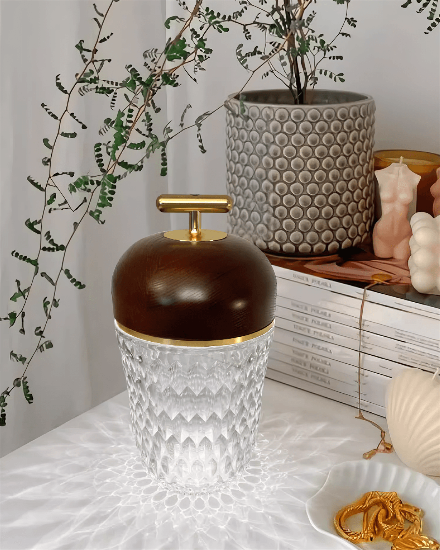 Folia Portable Table Lamp