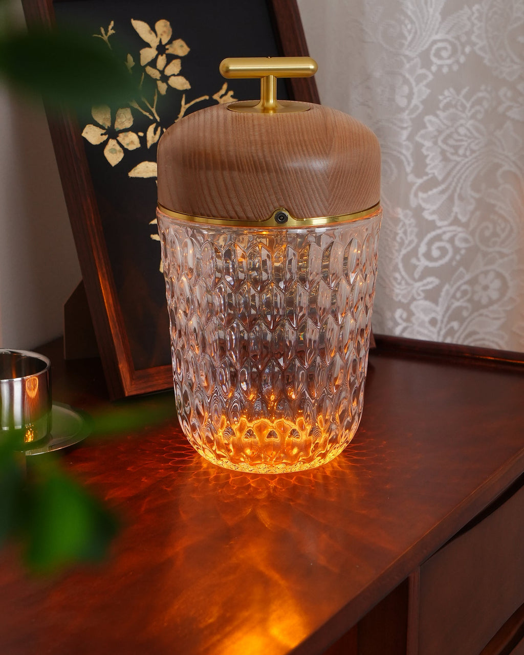 Folia Portable Table Lamp
