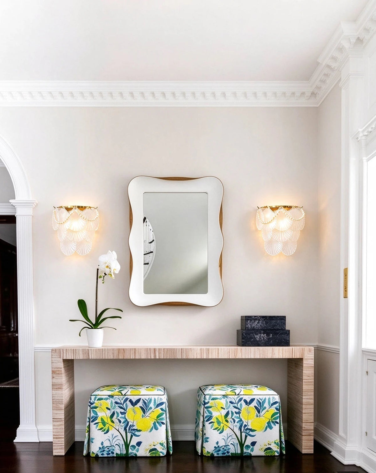 Modern Pearl Shell Art Glass Wall Sconce in Entrance Hallway