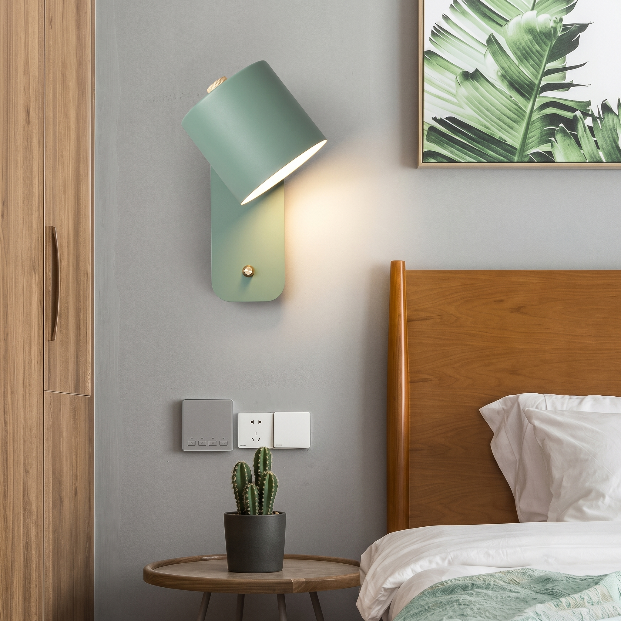 Metal Minimalist Wall Sconce