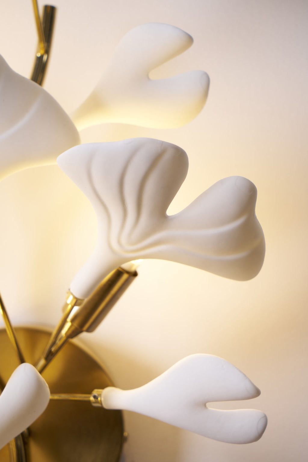 Ginkgo Ceramic Branch Sconce