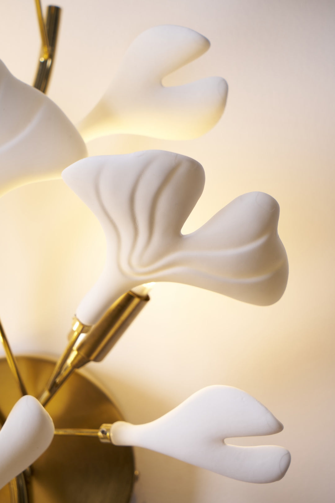 Ginkgo Ceramic Branch Sconce