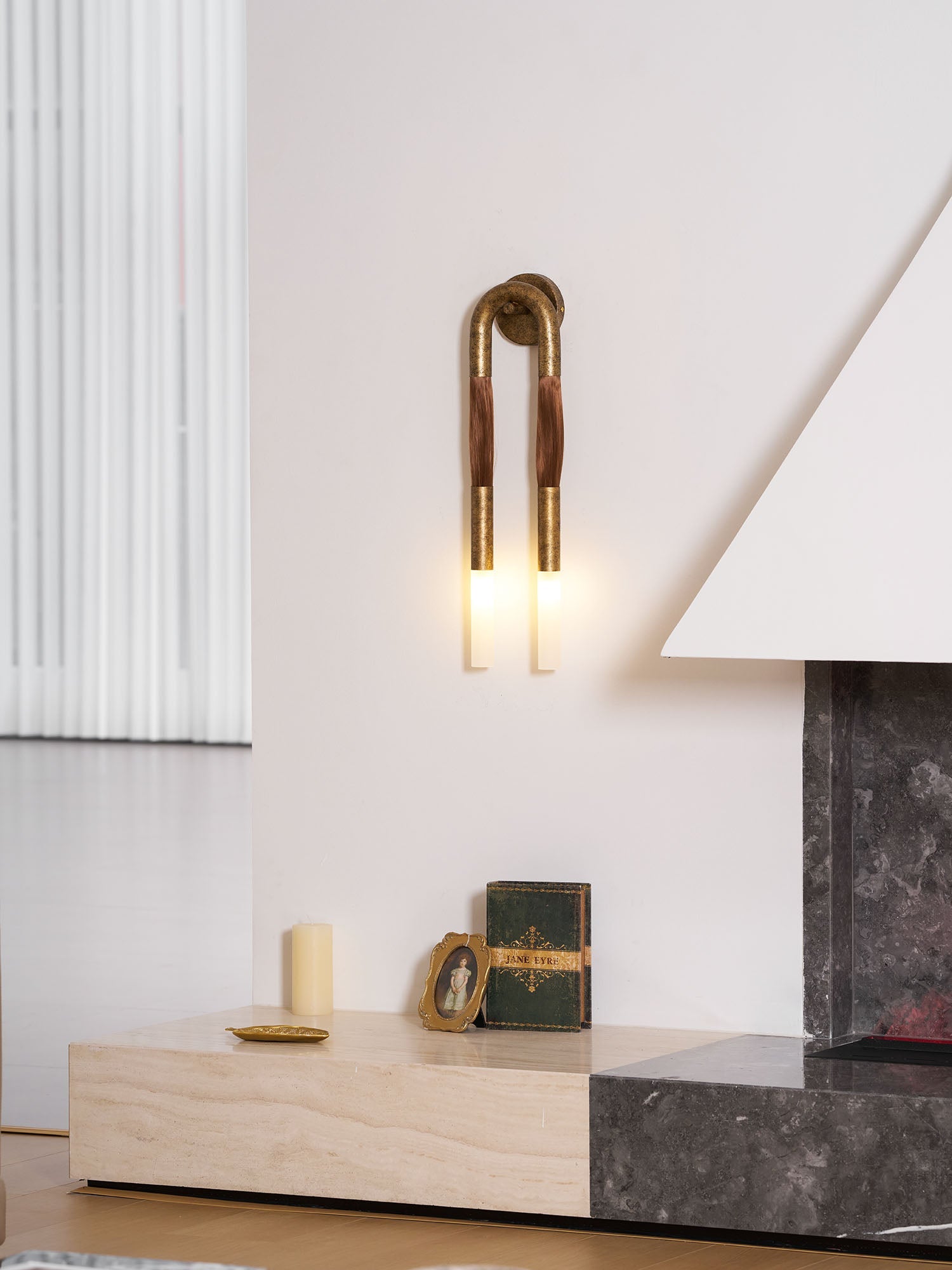 Horsehair Wall Lamp