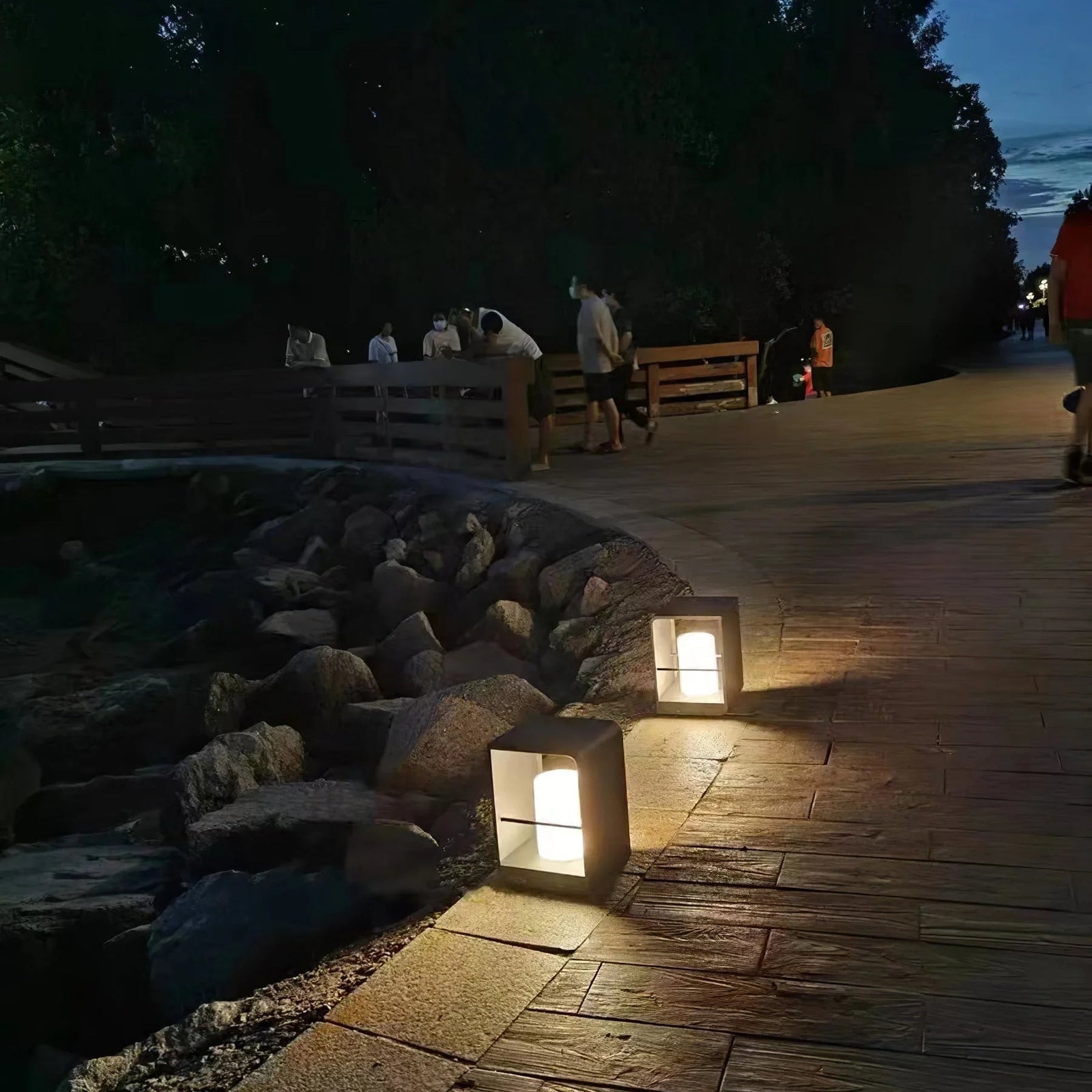 LED-Laternen-Gartenleuchte