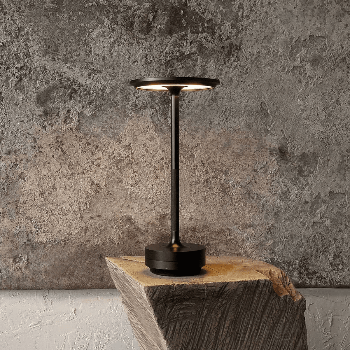 Turn Craft Portable Cordless Rechargeable Table Lamp