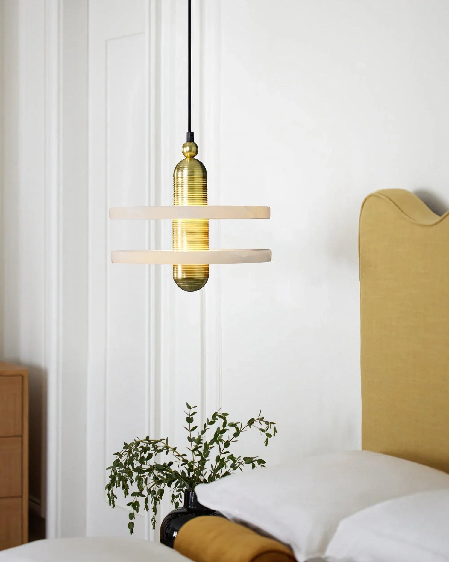 Comet Alabaster Pendant Lamp