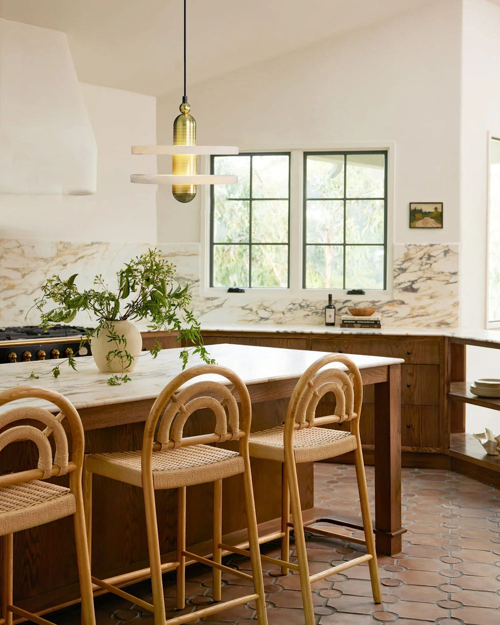 Comet Alabaster Pendant Lamp