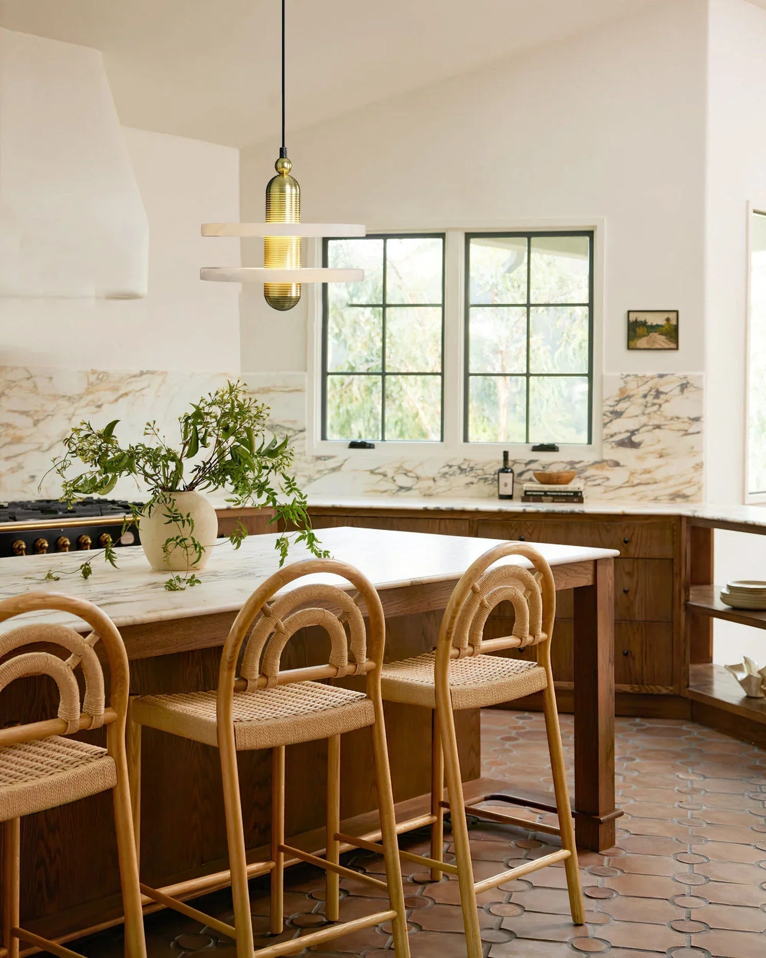 Comet Alabaster Pendant Lamp
