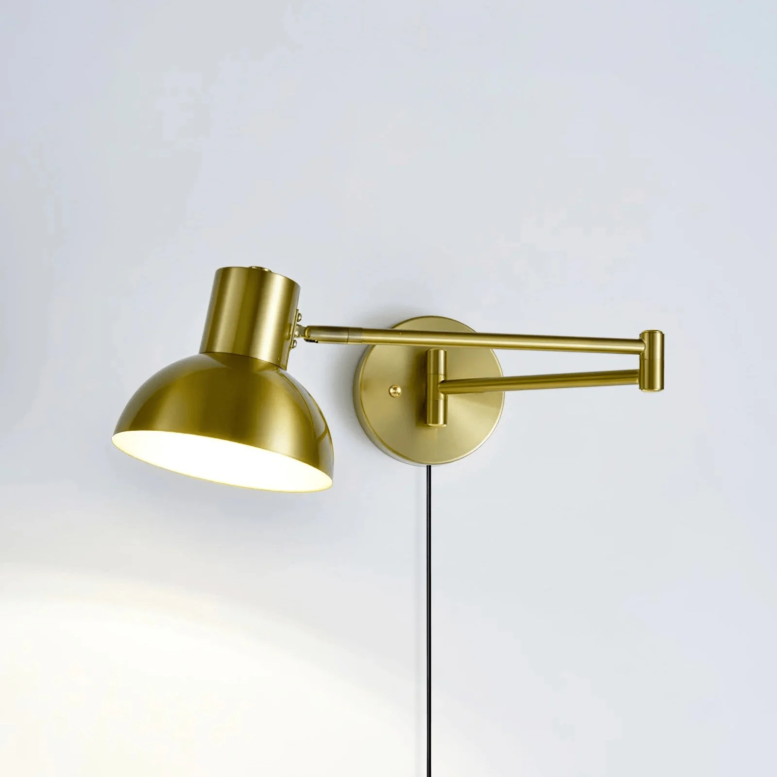 Metal Adjustable Swing Arm Sconce