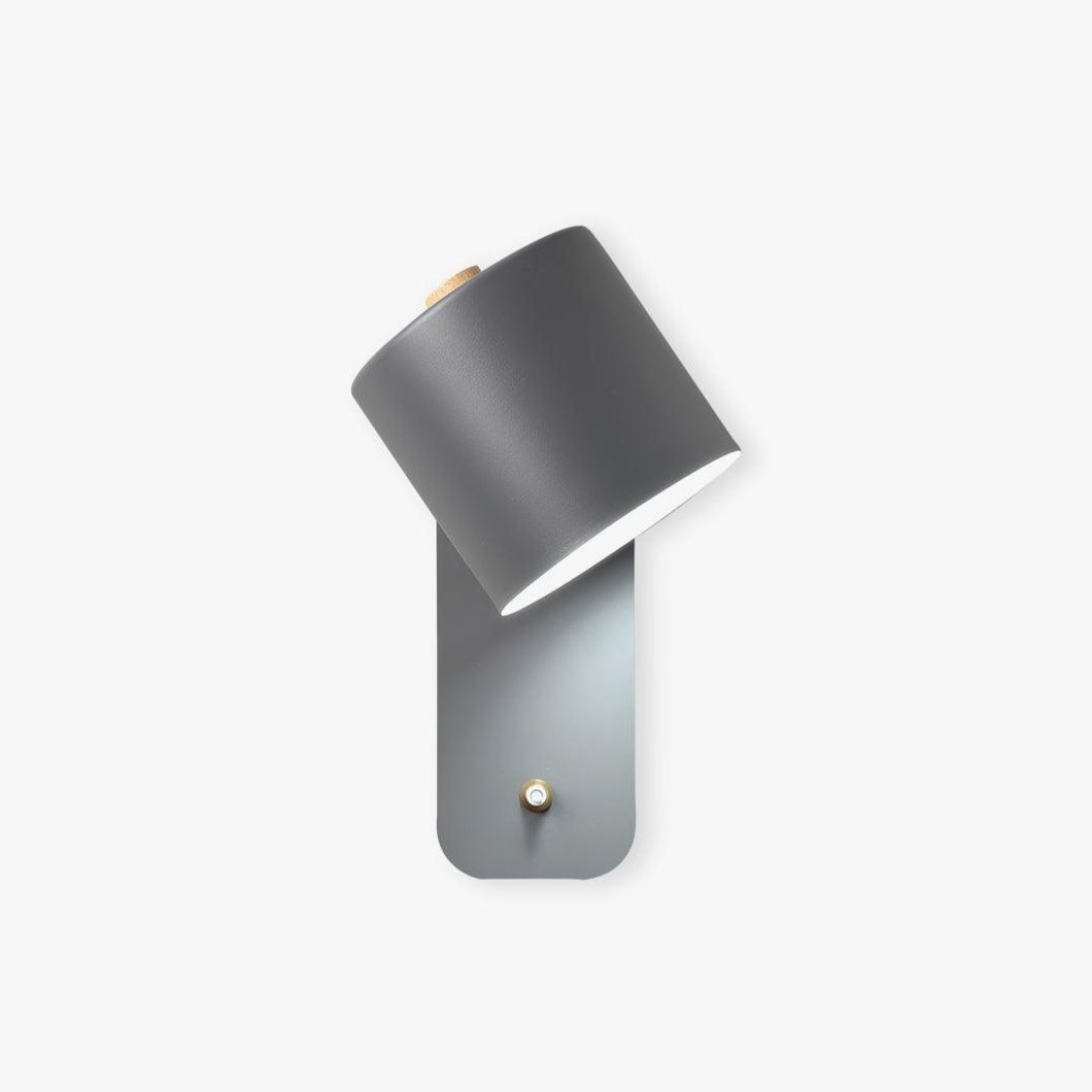 Metal Minimalist Wall Sconce