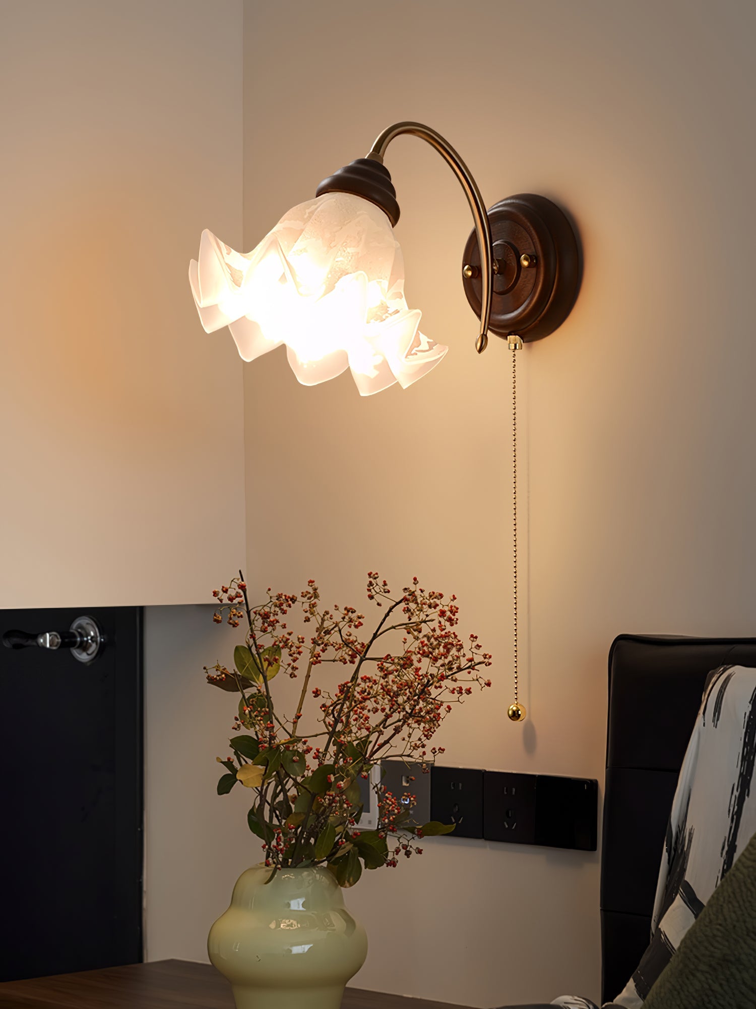 Metal Wood and Glass Flower Sconce