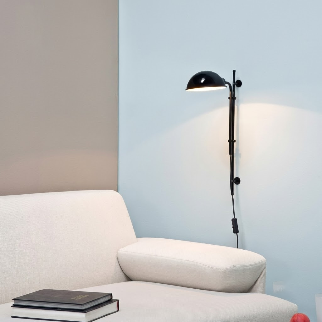 Metal Adjustable Arm Sconce