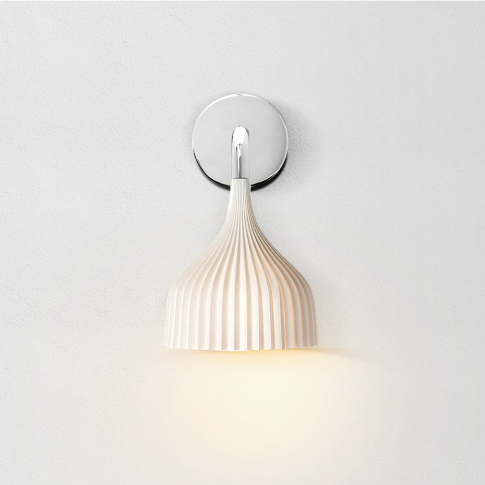 Metal and Plastic Ribbed Sconce
