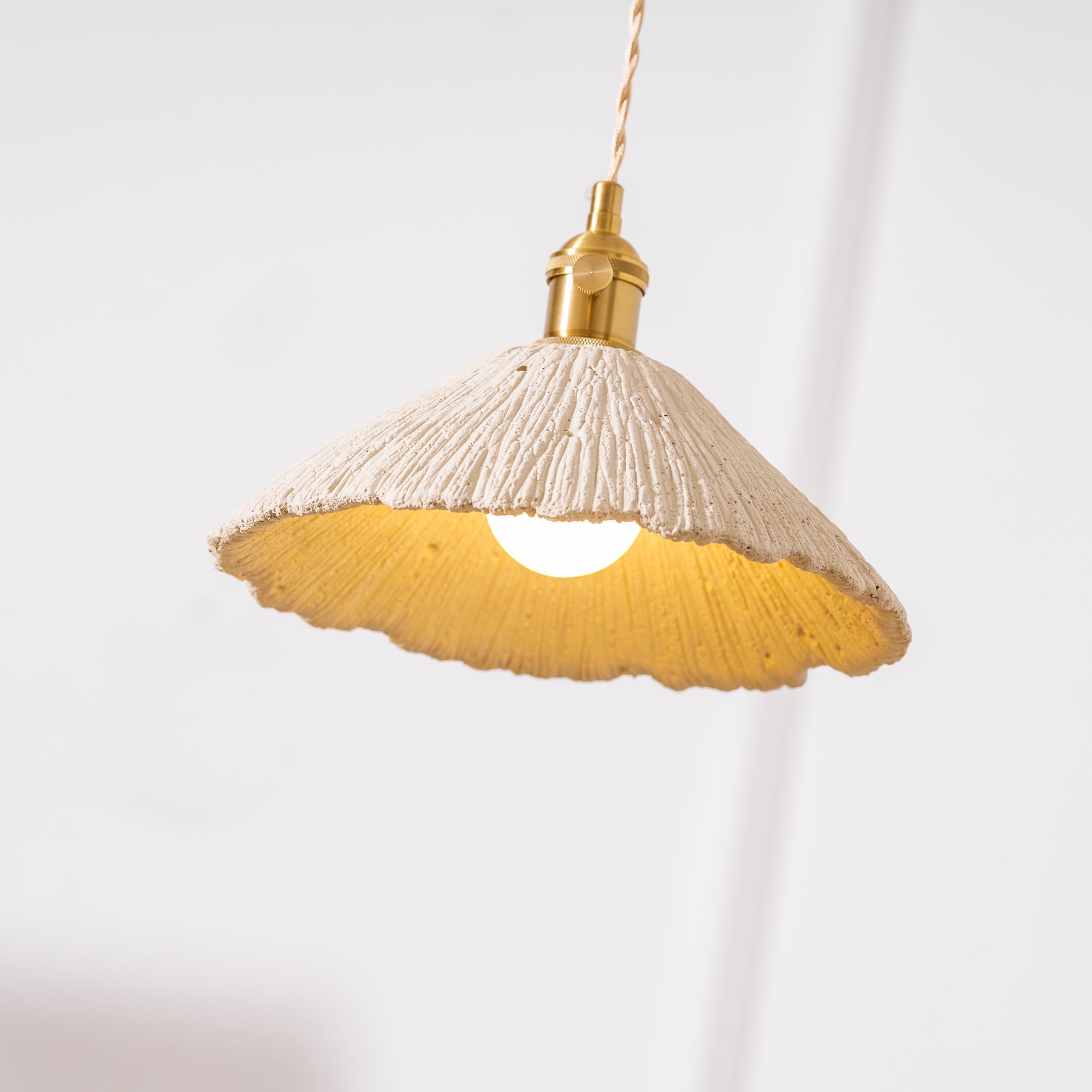 Microcement Wavy Pendant Light
