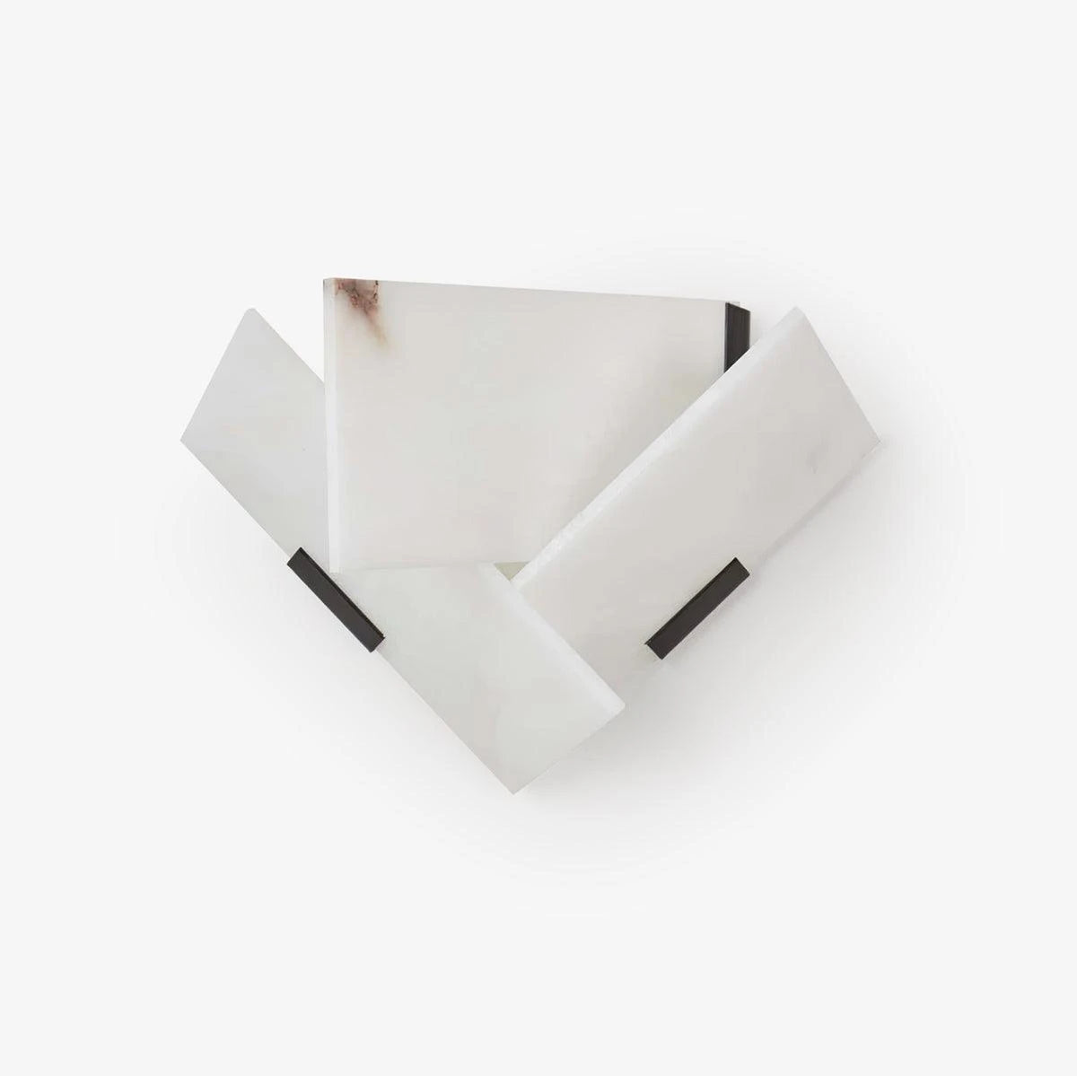 Lumière minimaliste en pierre veineuse