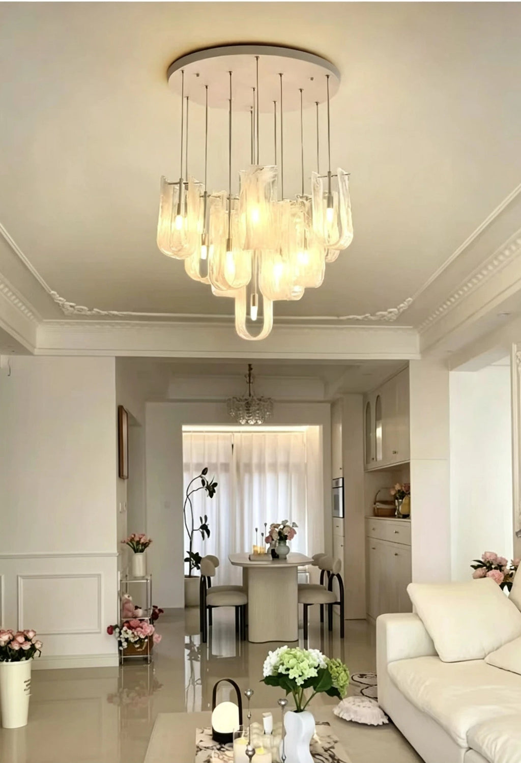 Modern Art Glass Pendant Light in Luxury Living Space