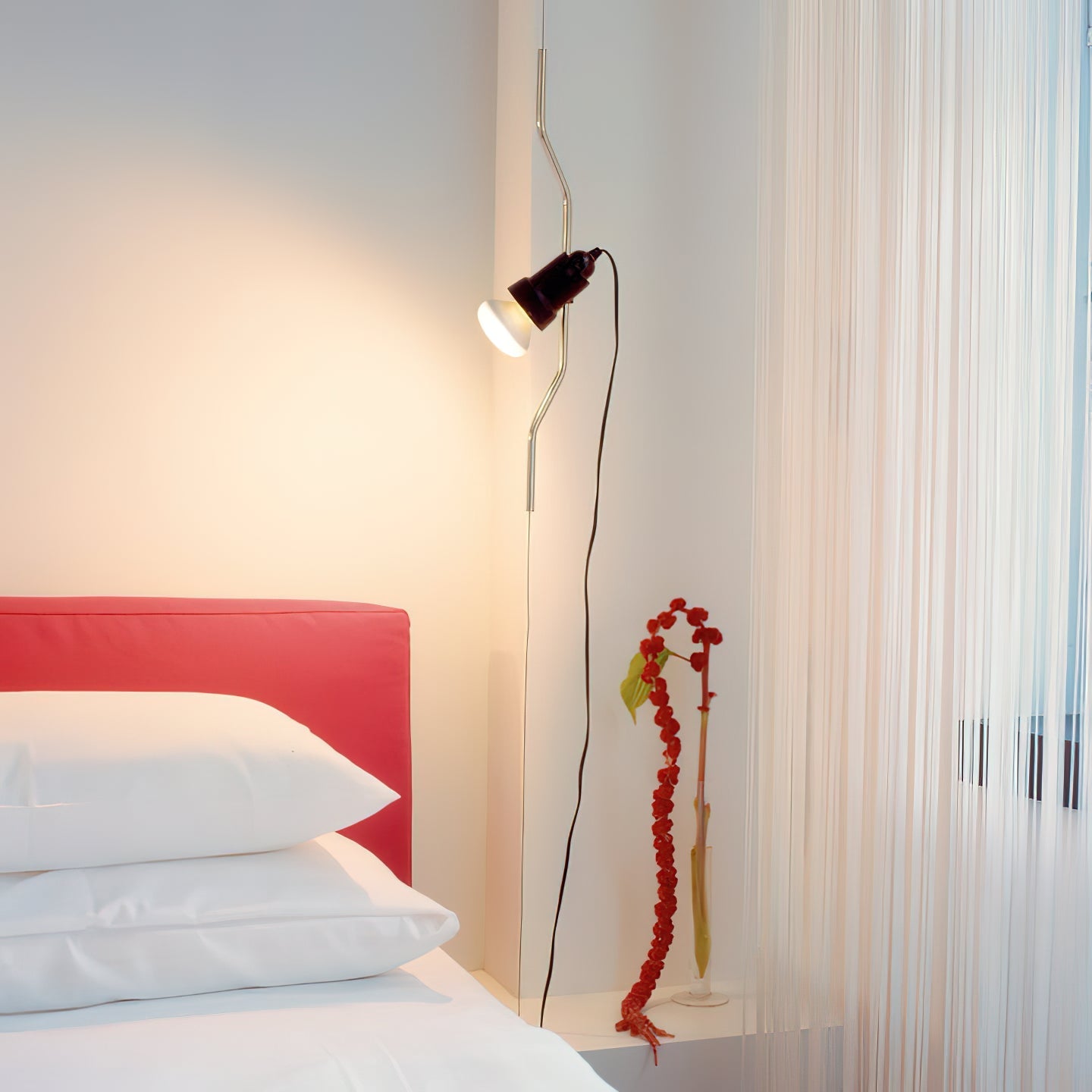 Parentesi Pendant Light