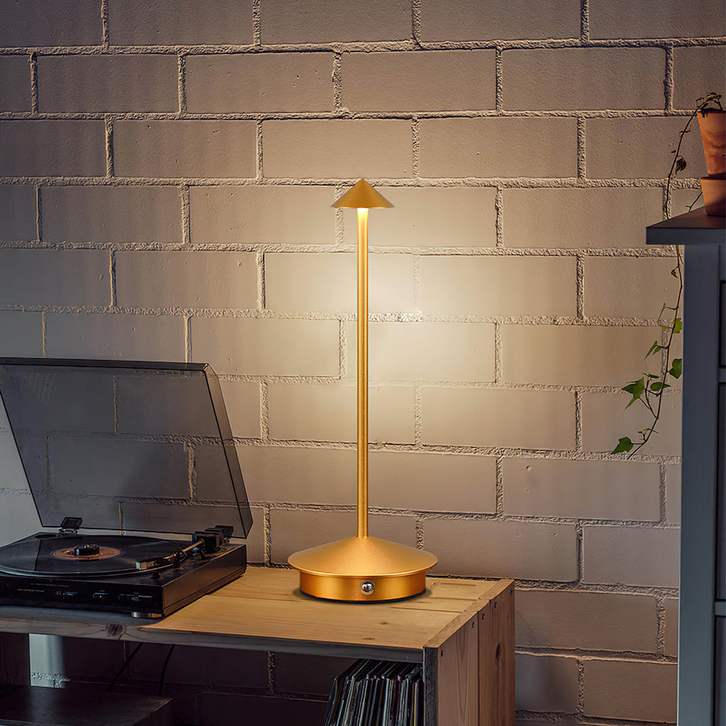 Verve Wireless Task Lamp