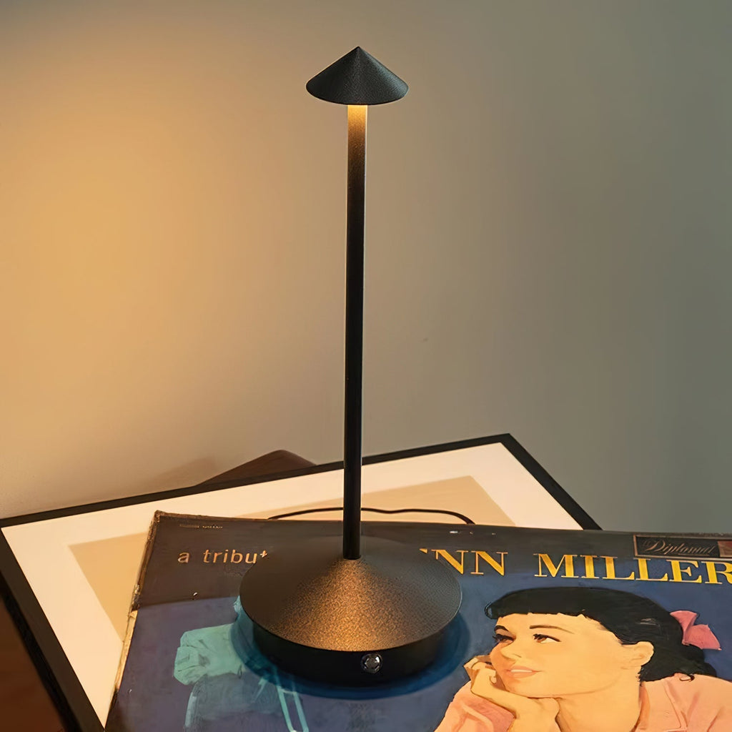Verve Wireless Task Lamp