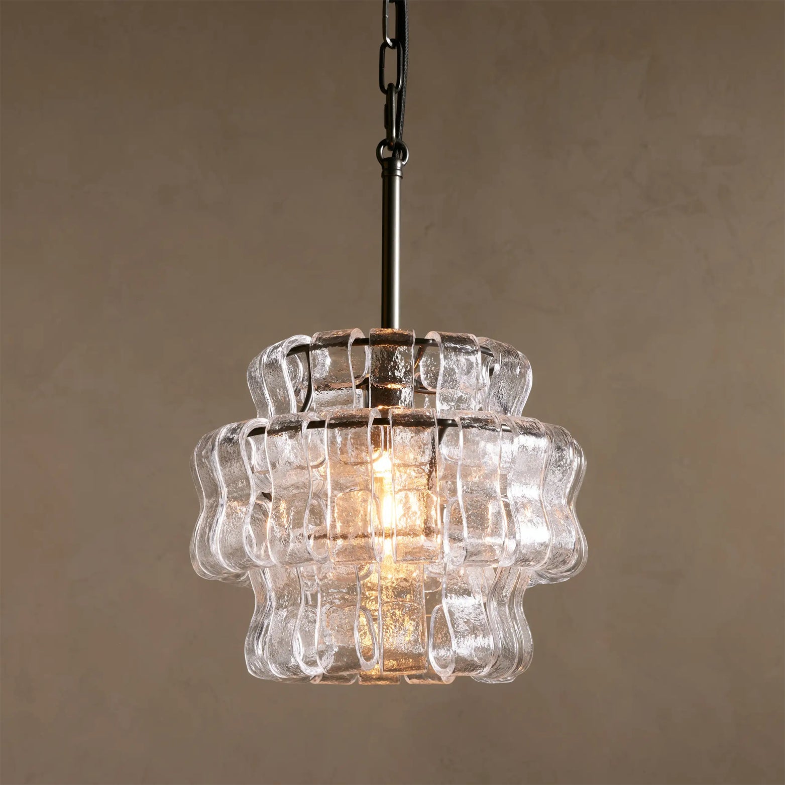 Ribbon Glass Pendant Light