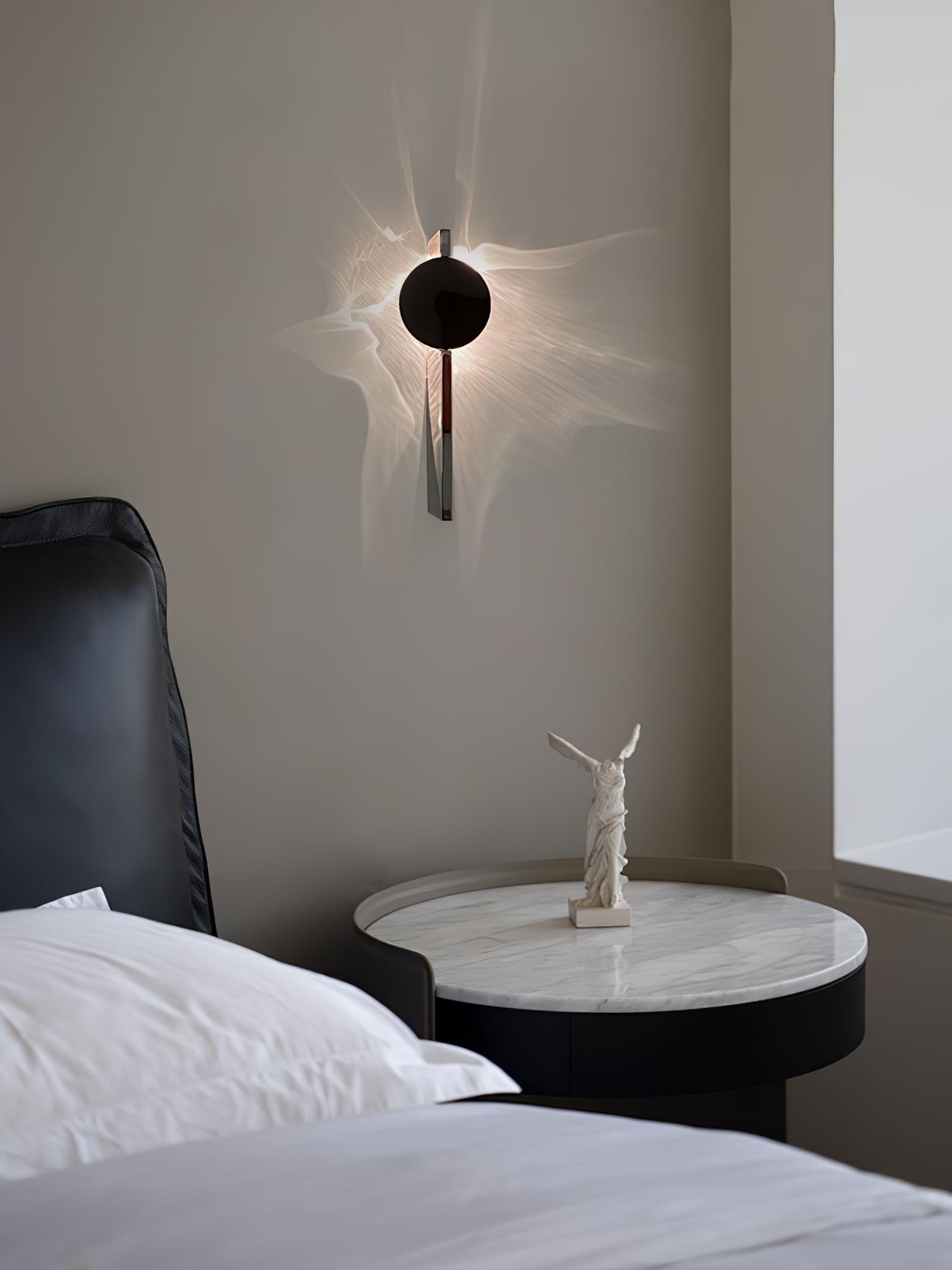 Ripple Rotating Wall Lamp