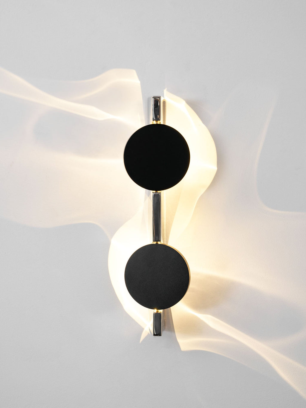 Ripple Rotating Wall Lamp